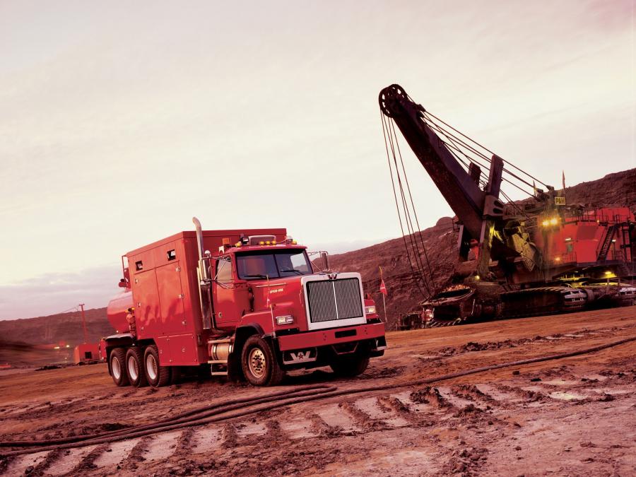  Western Star 4900 FA Oilfield 2008 года  (фото 2 из 3)